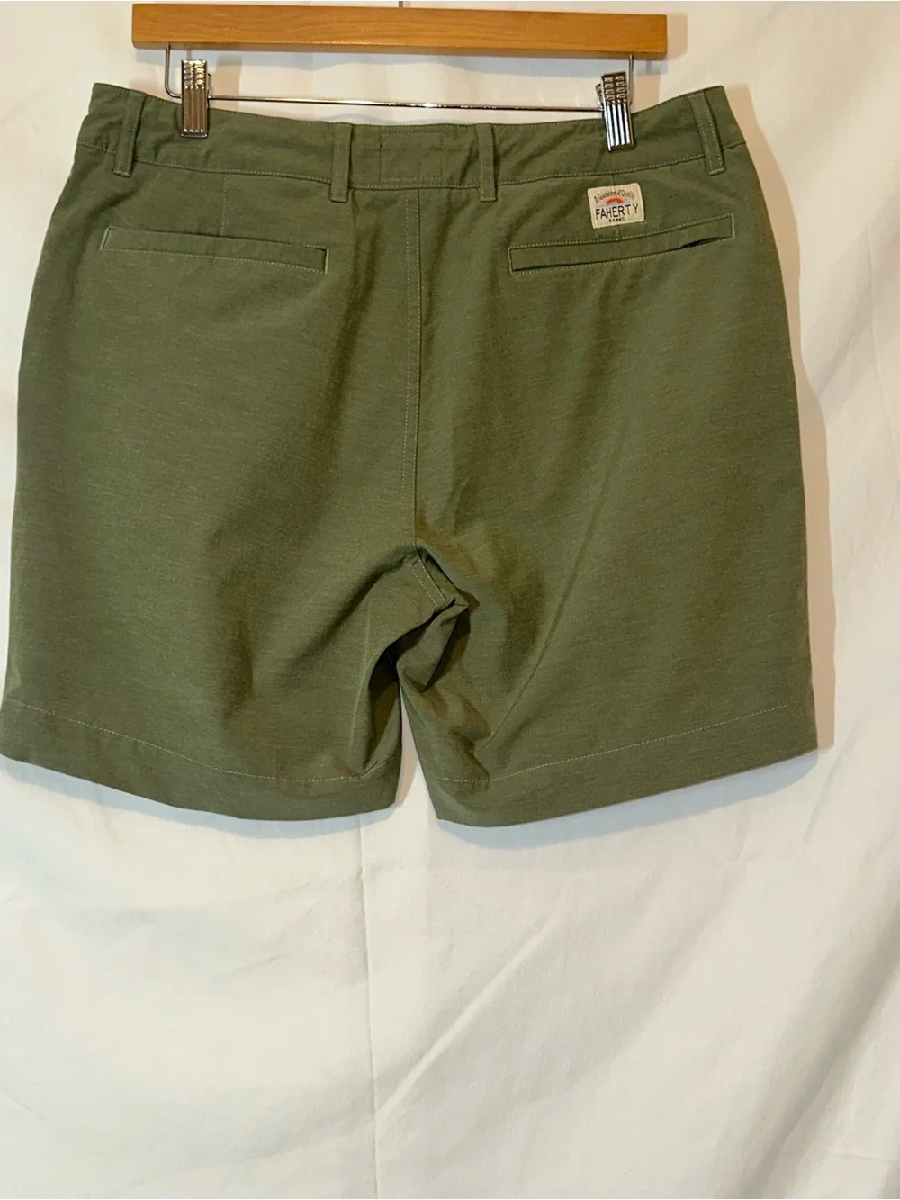 Faherty tailored flat